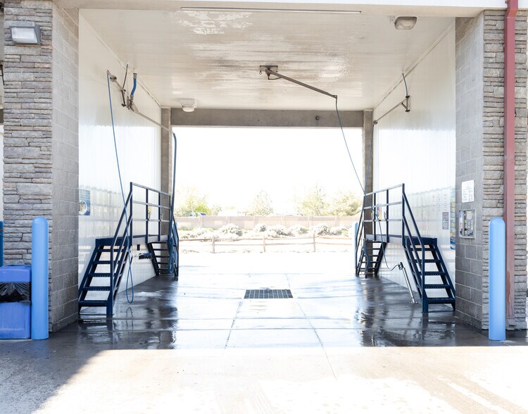 More Photos Of 1201 E Prater Way, Sparks Carwash For Sale