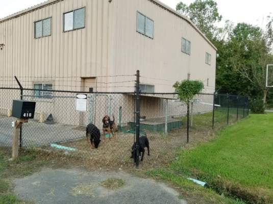 More Photos Of 410 W Canino Rd, Houston Manufacturing For Sale