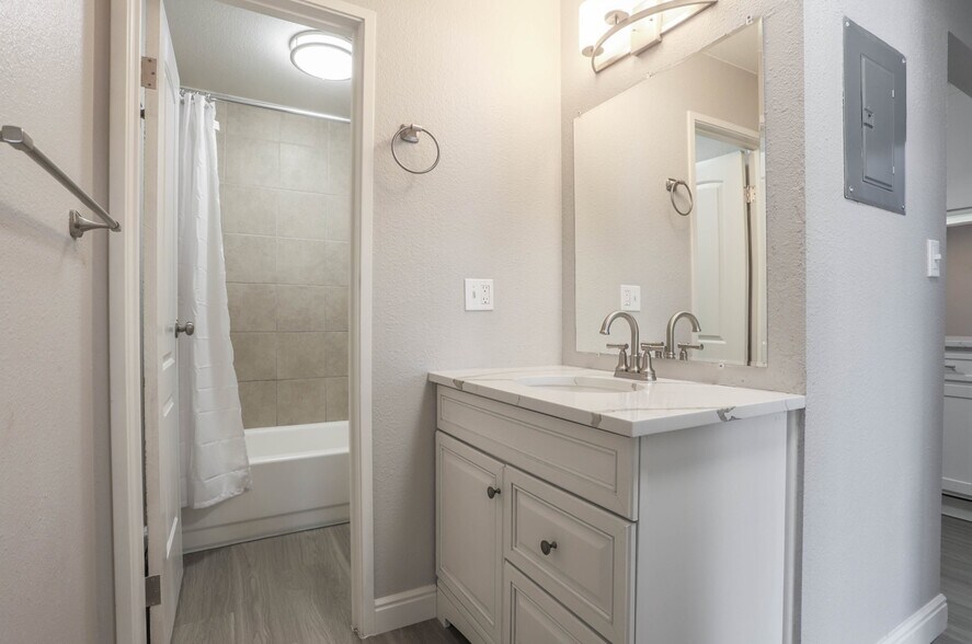 More Photos Of 7710 W 35th Ave, Wheat Ridge Apartments For Sale