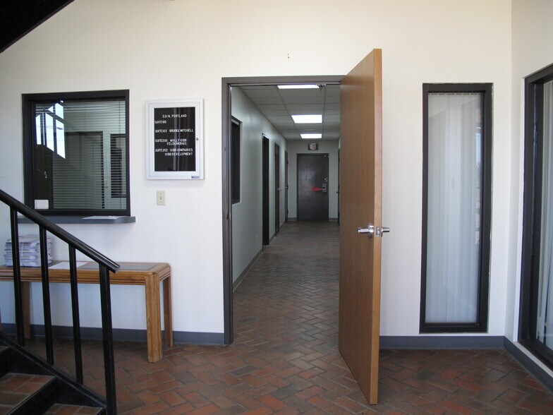 More Photos Of 531 N Portland Ave, Oklahoma City Warehouse For Lease