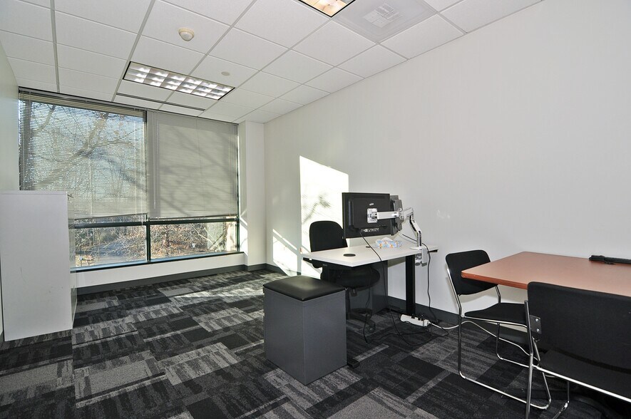 More Photos Of 1892 Preston White Dr, Reston Medical For Lease