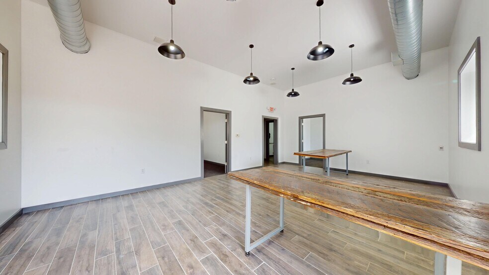 More Photos Of 3367 Spring Garden Rd, Pittsburgh Warehouse For Lease