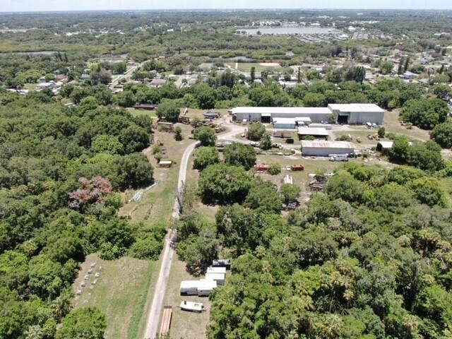 More Photos Of 1321 Bayshore Rd, Palmetto Warehouse For Sale