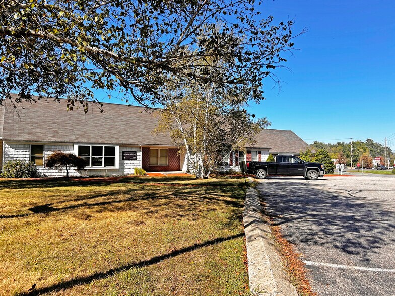 More Photos Of 2 Medical Center Dr, Biddeford Medical For Sale