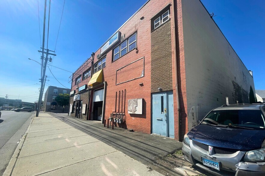 More Photos Of 1832 Commerce Dr, Bridgeport Warehouse For Lease