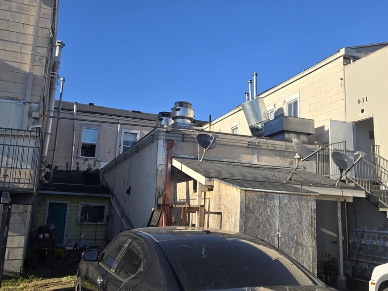 More Photos Of 931 Main St, Fortuna Showroom For Sale