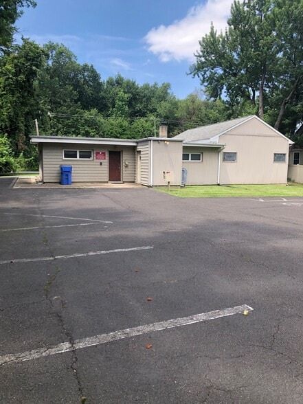 More Photos Of 3157 Mechanicsville Rd, Bensalem Medical For Sale