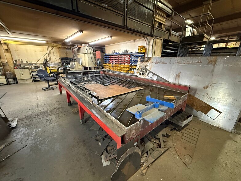 More Photos Of 600 25th Ave N, Wisconsin Rapids Manufacturing For Sale