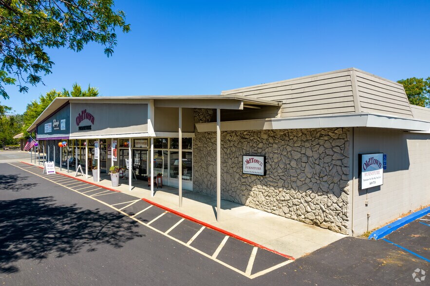 More Photos Of 377-395 E Monte Vista Ave, Vacaville Freestanding For Sale