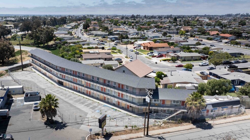 More Photos Of 180 S Sanborn Rd, Salinas Hotel For Sale