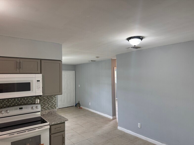 More Photos Of 1740 SW 70th Way, North Lauderdale Land For Sale