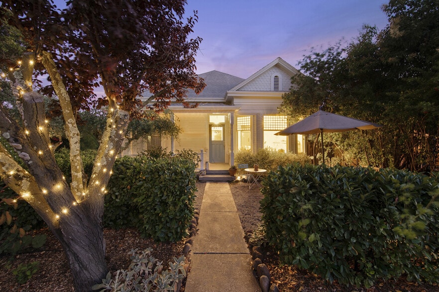 More Photos Of 171 W Spain St, Sonoma Hospitality For Sale