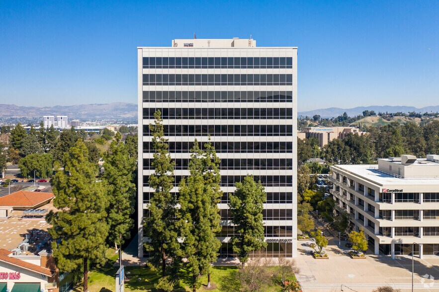 More Photos Of 21031 Ventura Blvd, Woodland Hills Office For Lease