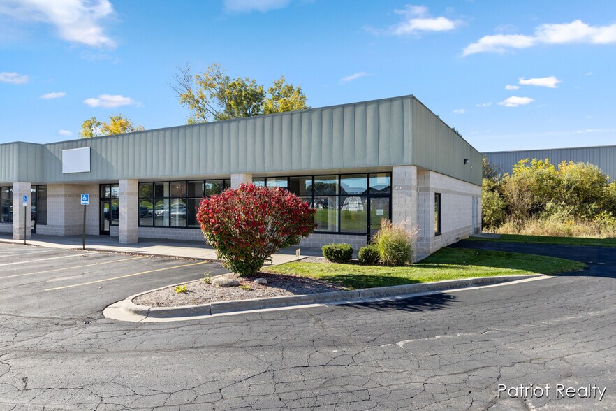 More Photos Of 75 Applewood Dr, Sparta General Retail For Sale