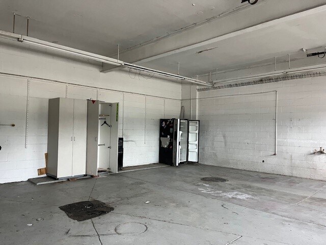 More Photos Of 1929 E Morgan Ave, Evansville Auto Dealership For Sale