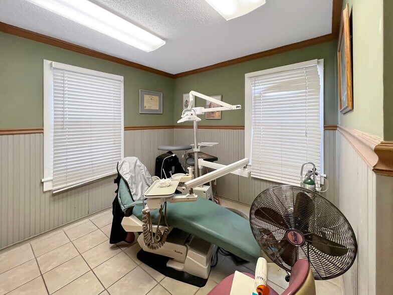 More Photos Of 183 Thompson Ln, Nashville Medical For Lease