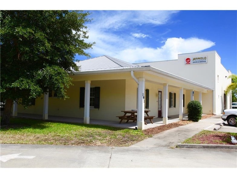 More Photos Of 181 Sebastian Blvd, Sebastian Light Manufacturing For Sale