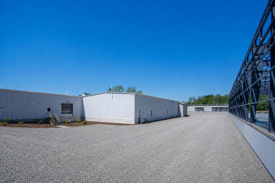 More Photos Of 1401 Hopeman Pkwy, Waynesboro Industrial For Lease