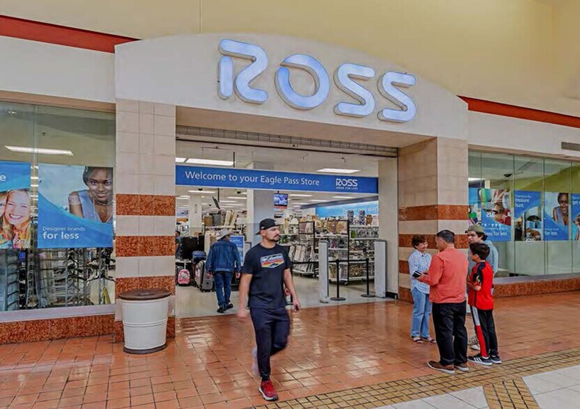 More Photos Of 455 S Bibb Ave, Eagle Pass Unknown For Sale