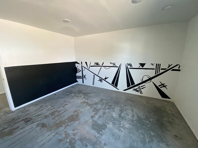 More Photos Of 12494 Montana Ave, El Paso Office For Lease