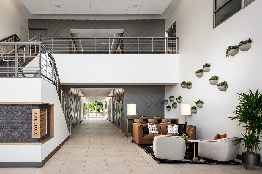 More Photos Of 55 N Arizona Pl, Chandler Office For Sale