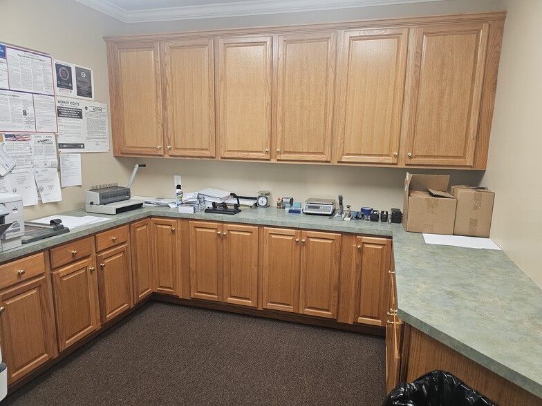 More Photos Of 316 W Millbrook Rd, Raleigh Office For Sale