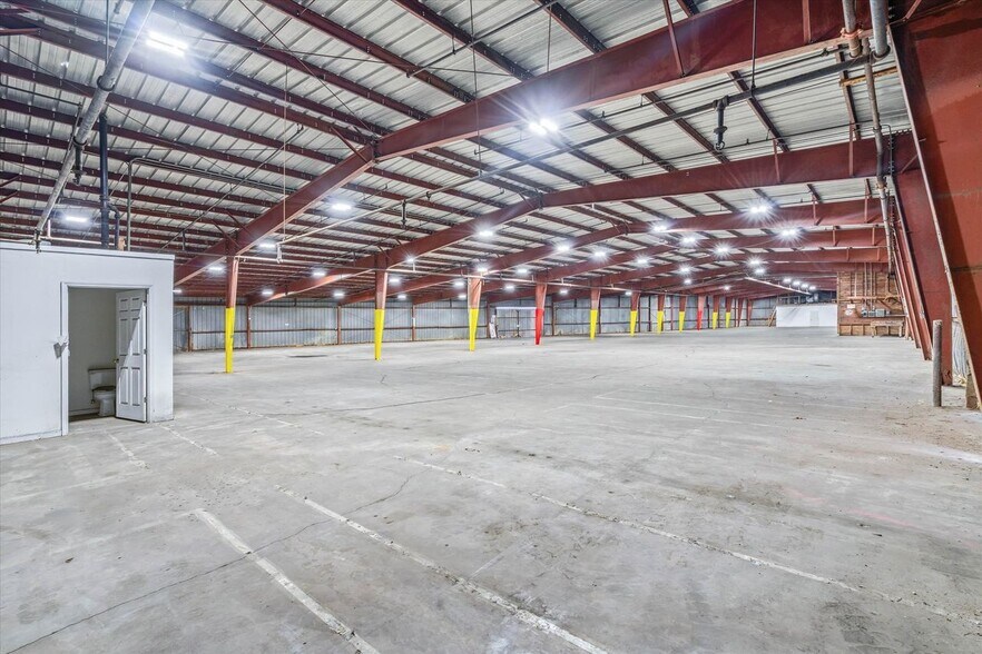 More Photos Of 717 Conception Street Rd, Mobile Unknown For Lease