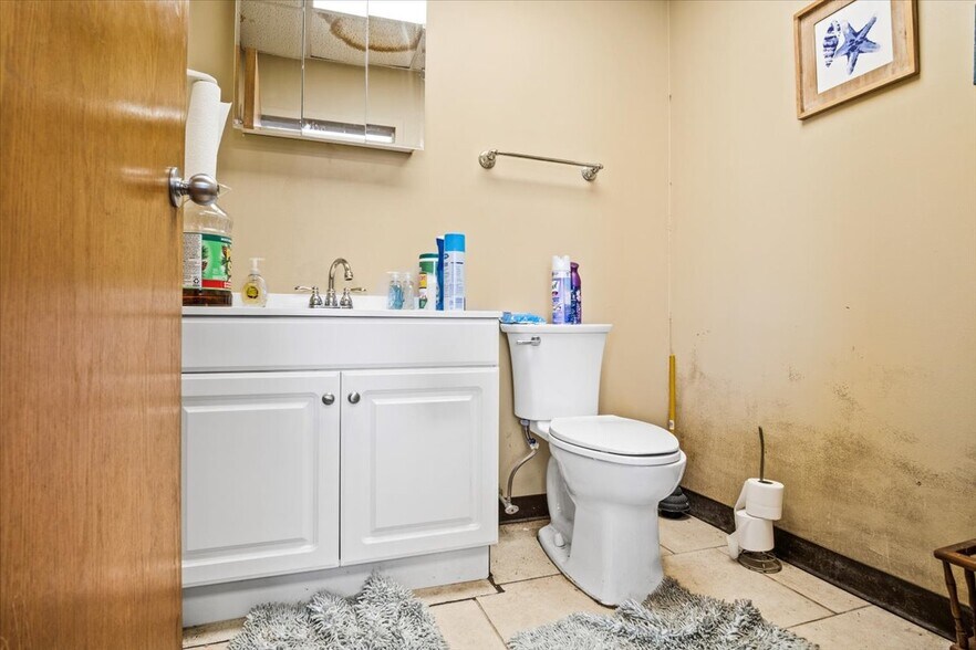 More Photos Of 901 S Main St, Taylor Carwash For Sale