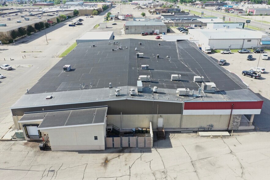 More Photos Of 1305 1st St S, Willmar Freestanding For Sale