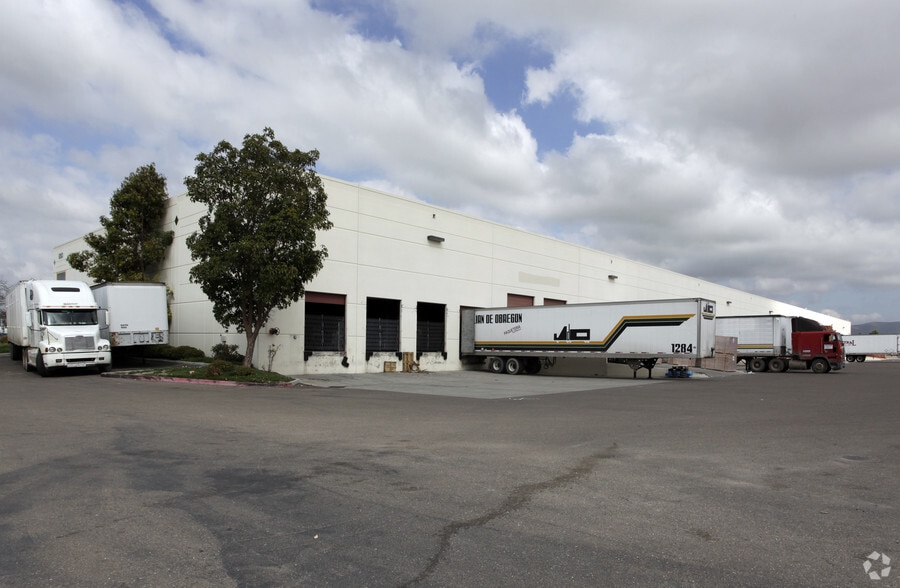 More Photos Of 2323 Avenida Costa Este, San Diego Warehouse For Lease