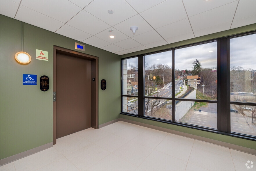 More Photos Of 401 E State St, Ithaca Apartments For Lease