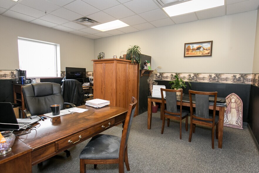 More Photos Of 1225 Timberlane Dr, Sauk Centre General Retail For Sale