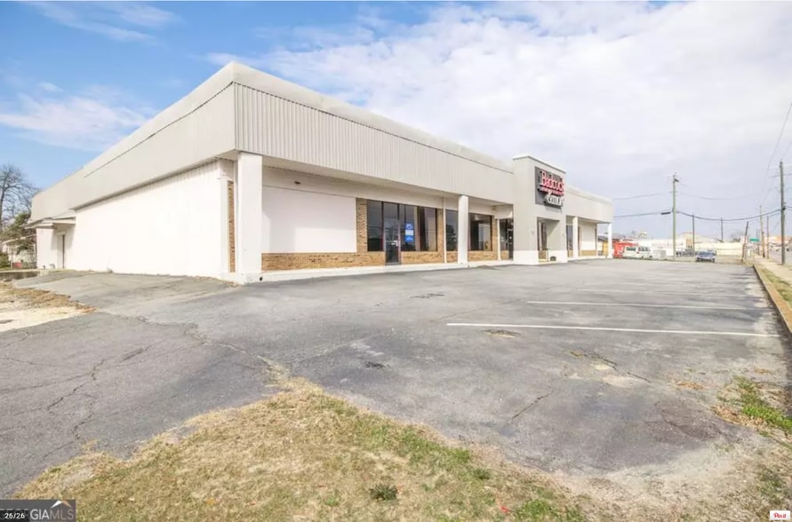 More Photos Of 910 S 7th St, Cordele Freestanding For Sale