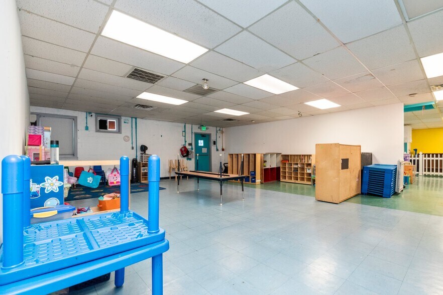 More Photos Of 211 Wise Ave, Dundalk Schools For Sale