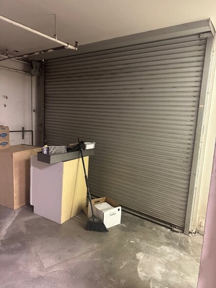 More Photos Of 570 S Beach Blvd, La Habra Mixed Retail For Sale