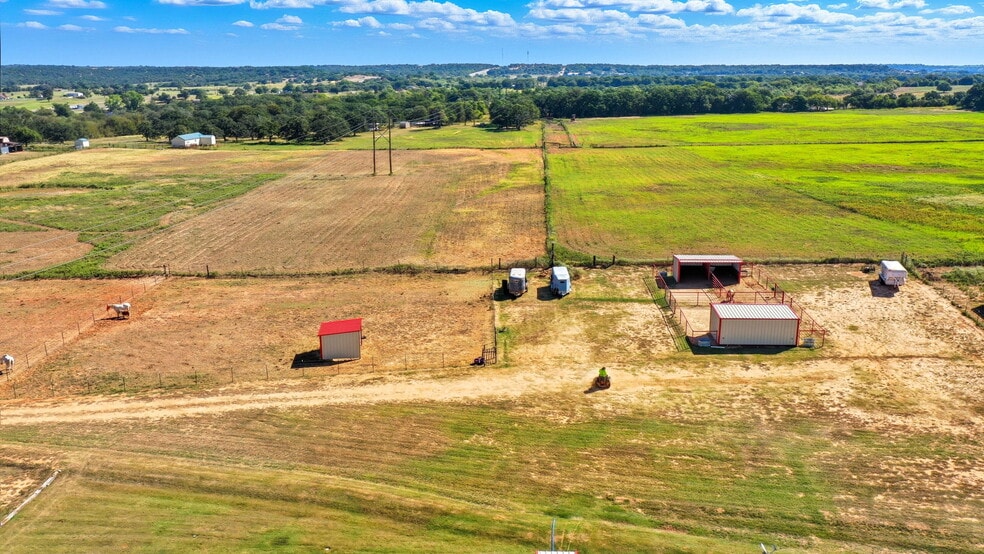 More Photos Of 351 My Ln, Millsap Trailer Camper Park For Sale