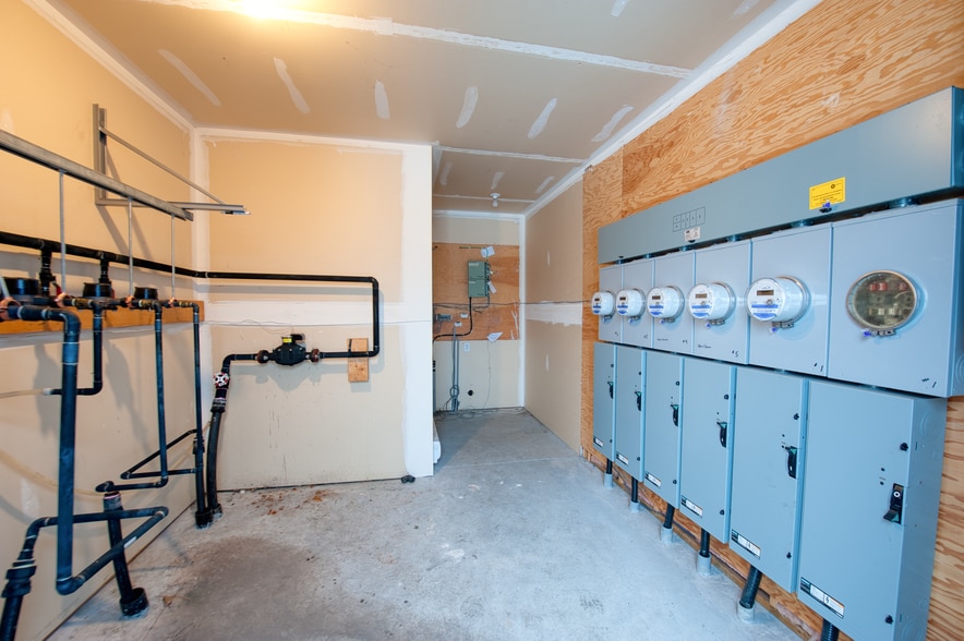 More Photos Of 3419 33 St, Whitecourt Industrial For Sale