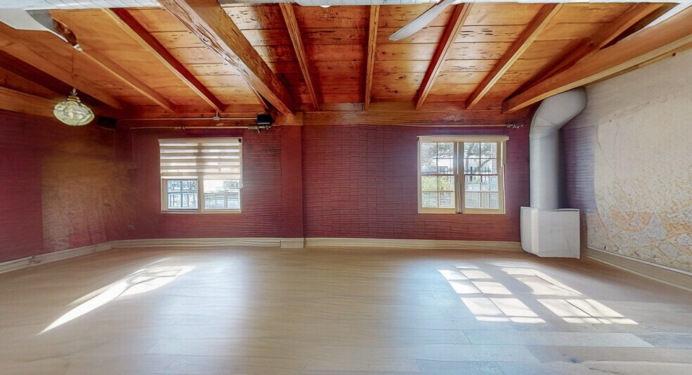 More Photos Of 3508 S Manhattan Ave, Tampa Health Club For Sale