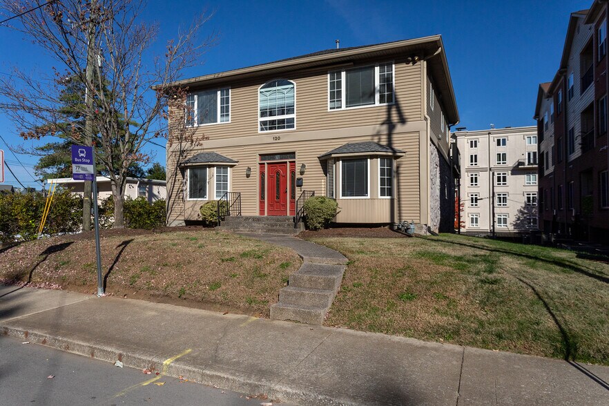 More Photos Of 120 31st Ave N, Nashville Office For Sale