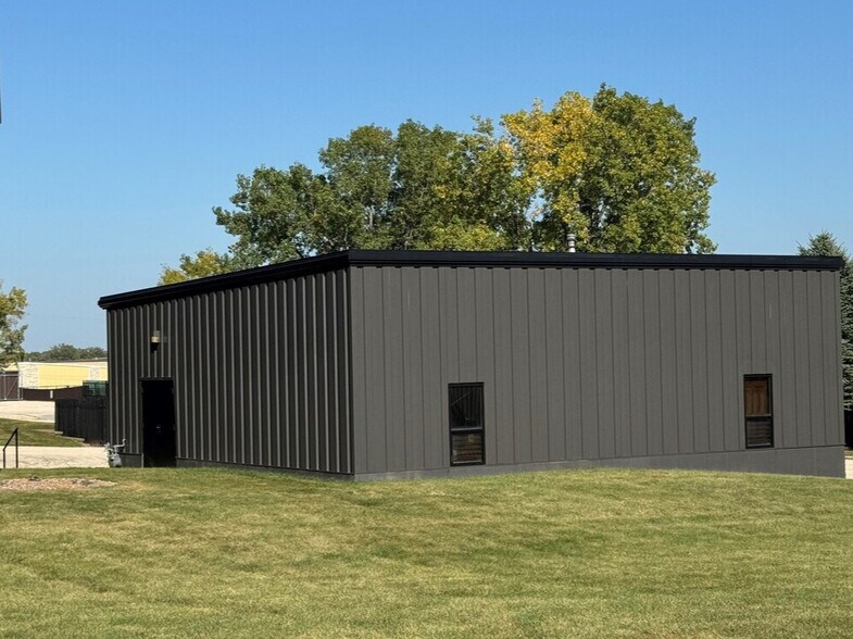 More Photos Of 2985 S Ridge Rd, Green Bay Medical For Sale