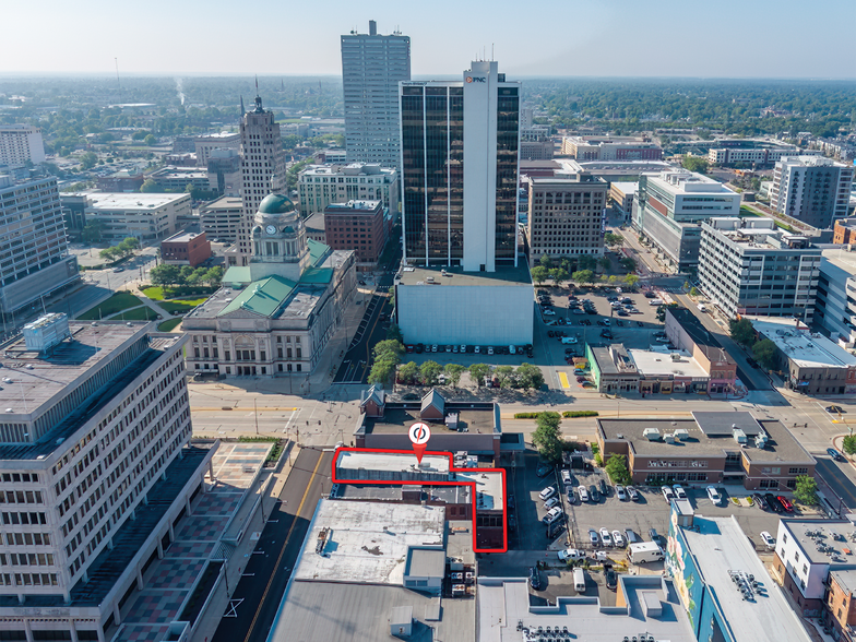 More Photos Of 620 S Calhoun St, Fort Wayne General Retail For Sale