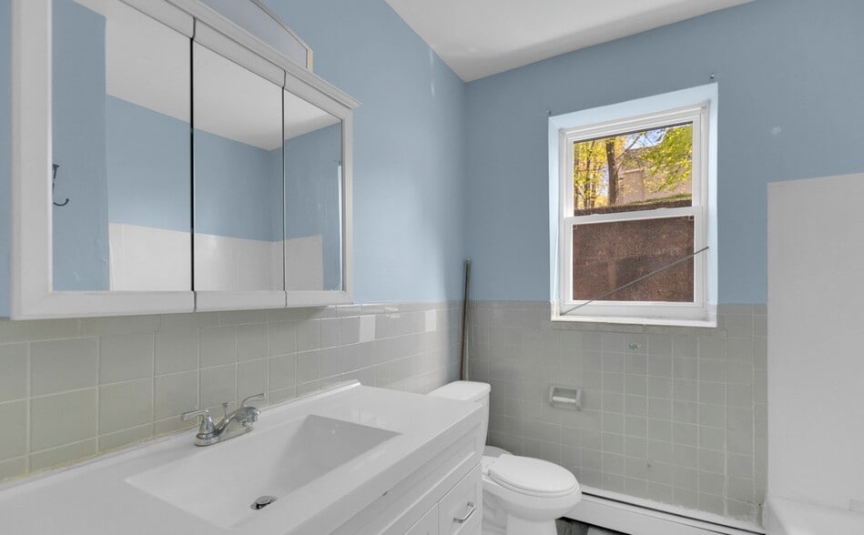 More Photos Of 111 Lenox St, New Haven Apartments For Sale