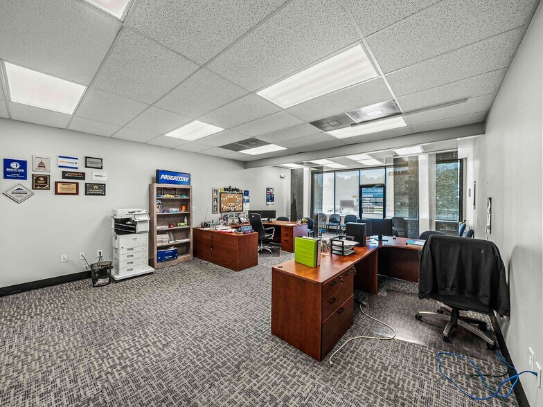 More Photos Of 5508 US Highway 98, Lakeland Medical For Sale