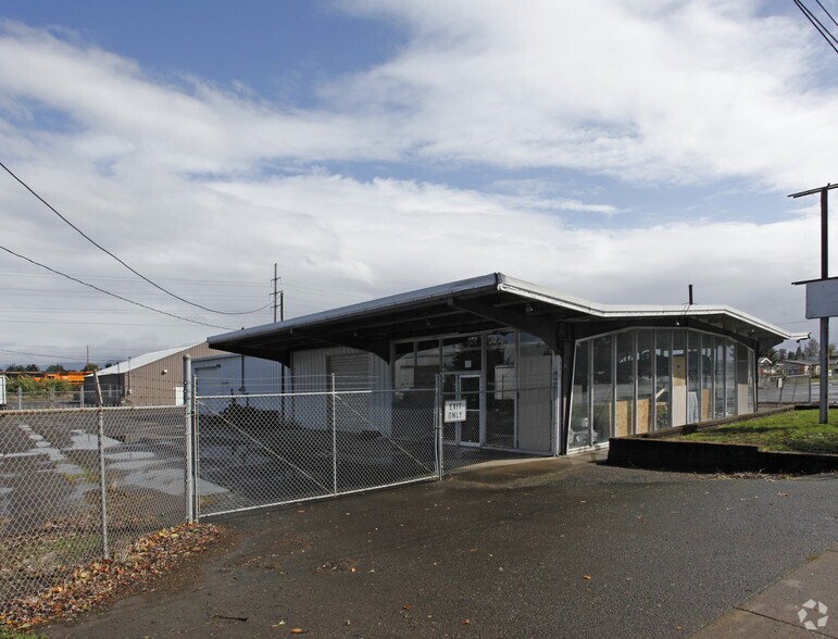 More Photos Of 1511 Or-99 Hwy, Eugene Freestanding For Lease