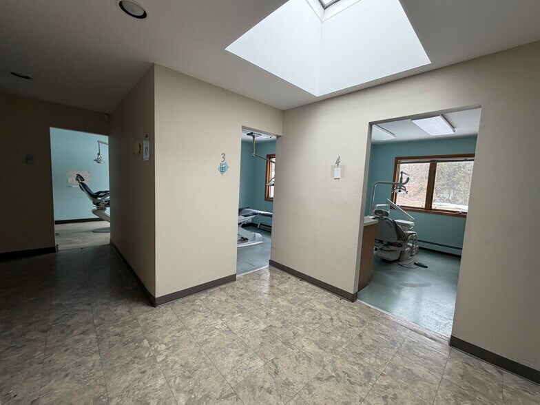 More Photos Of 335 Terry Rd, Smithtown Medical For Lease