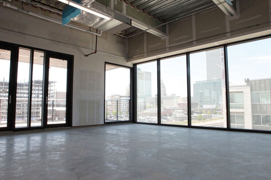 More Photos Of 21 N Greenwood Ave, Tulsa Office For Lease