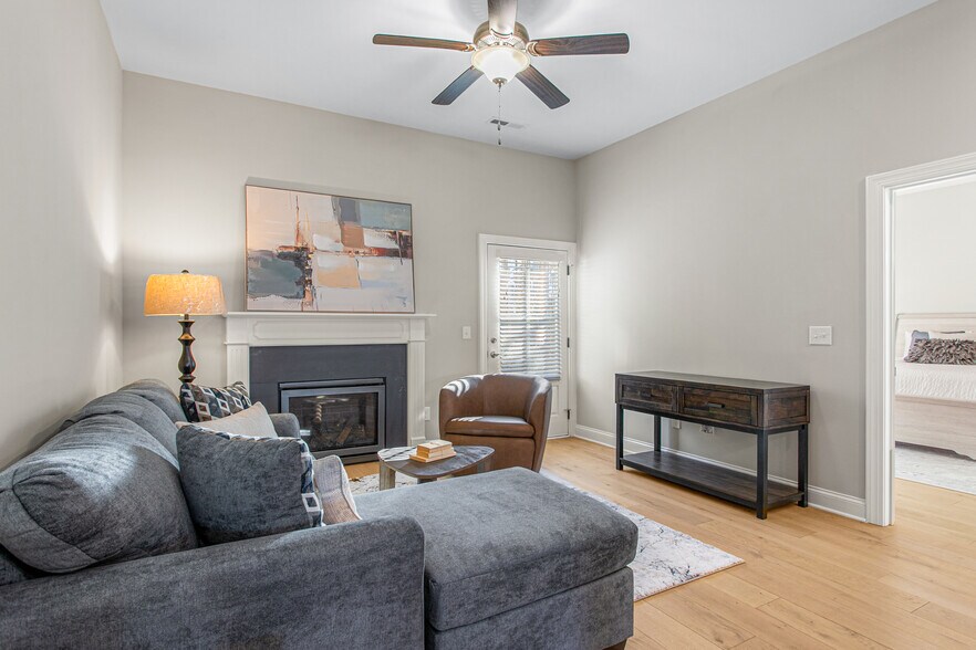 More Photos Of 2325-2385 Tribek Ct, Burlington Apartments For Sale
