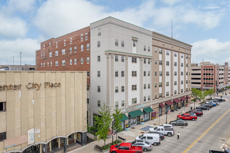 More Photos Of 211 S Michigan St, South Bend Apartments For Lease