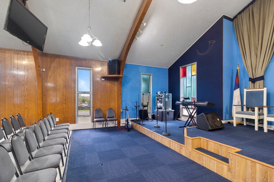 More Photos Of 5001 Backlick Rd, Annandale Religious Facility For Sale