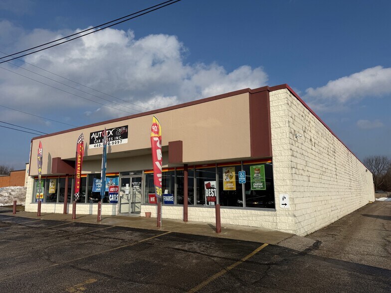 Primary Photo Of 4633 Northfield Rd, North Randall Freestanding For Sale